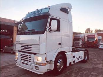 Tractor Volvo FH 520 FH16 520: foto 1