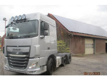 Tractor DAF XF 460