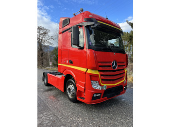 Tractor MERCEDES-BENZ Actros 1845