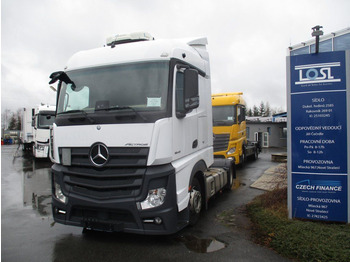 Tractor MERCEDES-BENZ Actros 1845