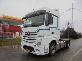 Tractor MERCEDES-BENZ Actros 1942