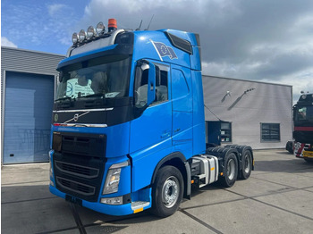 Tractor VOLVO FH 540