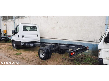 Camião chassi IVECO Daily 70c18