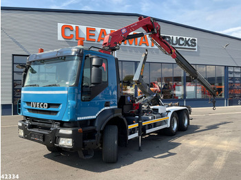 Camião polibenne IVECO Trakker