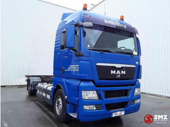 Camião transportador de contêineres/ Caixa móvel MAN TGX 18.440