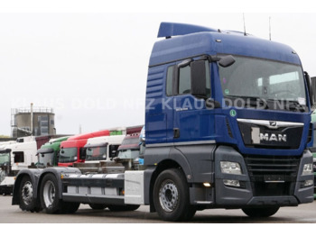 Camião transportador de contêineres/ Caixa móvel MAN TGX 26.460