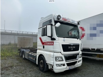 Camião transportador de contêineres/ Caixa móvel MAN TGX 26.480