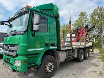 Camião de transporte de madeira MERCEDES-BENZ