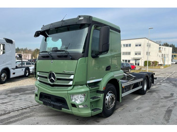 Camião chassi MERCEDES-BENZ Actros 2543