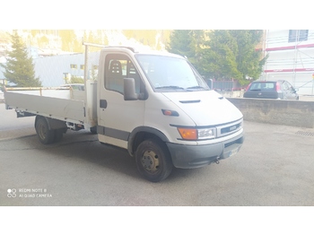 Carrinha de caixa aberta IVECO 35C11