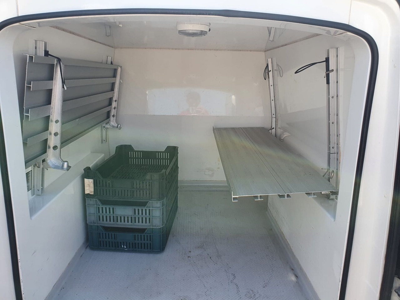 Carrinha frigorífica FIAT Doblo 1.3 JTD Isotherm Van - 3,5t: foto 11