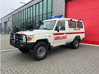 Toyota Landcruiser 4x4 NEW Ambulance - NO Europe Unio!!!! - ONLY EXPORT - Ambulância