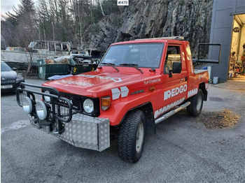 Toyota Landcruiser 4x4 Salvage truck. Low mileage! - Caminhão reboque