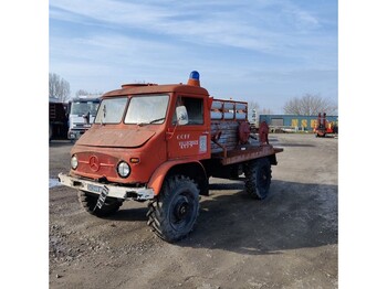 Carro de bombeiro Mercedes-Benz Unimog