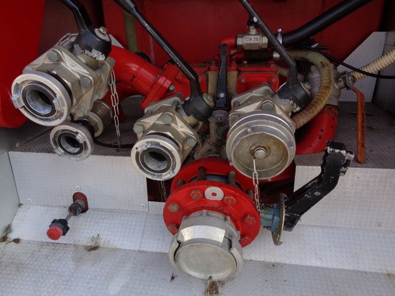 Carro de bombeiro Iveco 135-17 Manual + Firetruck: foto 15