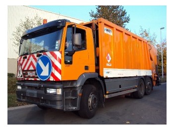 Para transporte de lixo Iveco MP240E26 EURO 2: foto 1