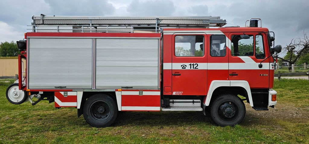 Carro de bombeiro MAN 12.232 Allrad Feuerwehr mit Sperren: foto 5