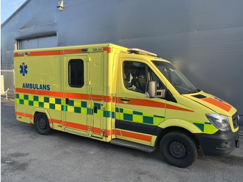 Ambulância MERCEDES-BENZ Sprinter 319 BlueTEC boxambulance / Krankenwagen - RESERVERAD: foto 1