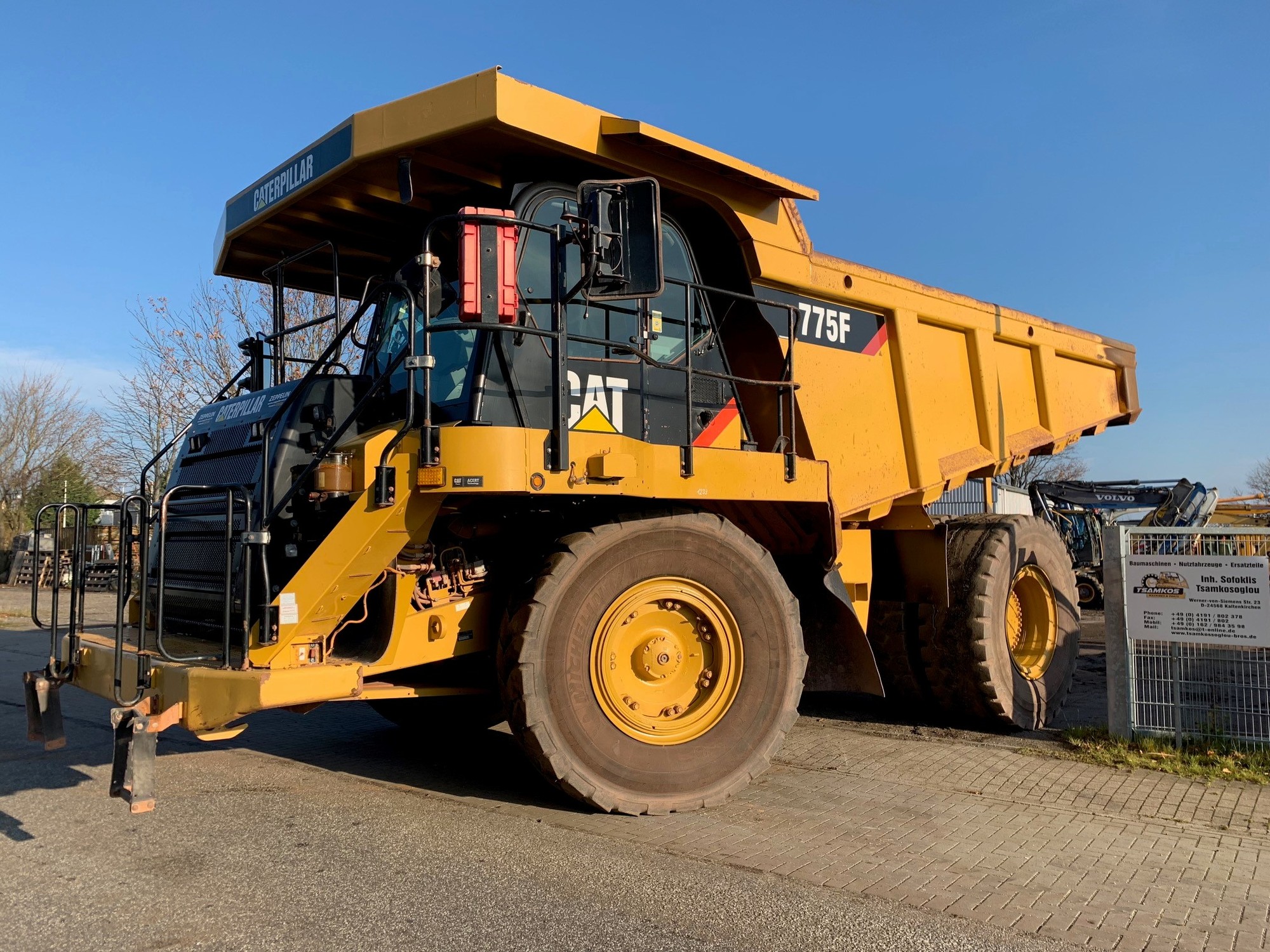 Tsamkos e.K. Machinery Sofoklis - Nikolas  Tsamkosoglou - veículos a venda undefined: foto 2