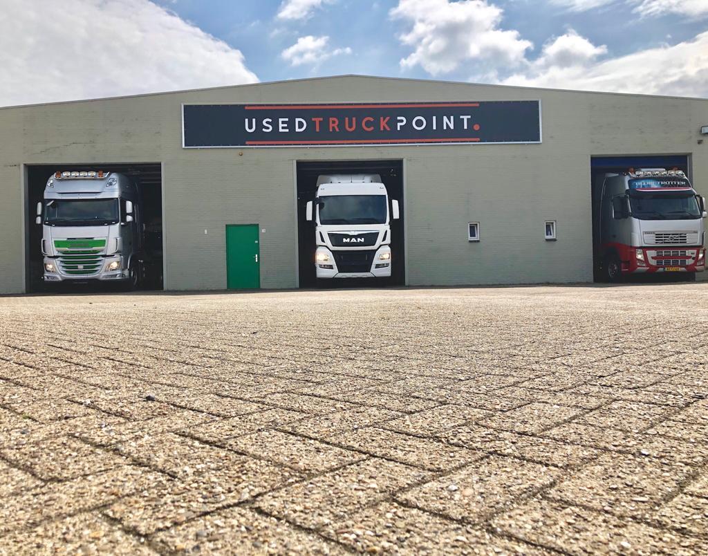 Used Truck Point BV - Tractores VOLVO undefined: foto 13