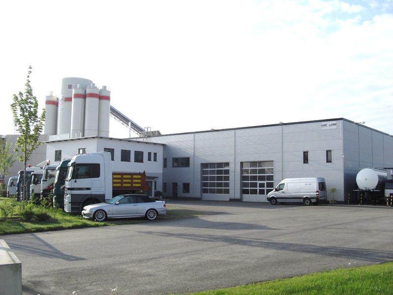 LKW Lasic GmbH - Veículos municipais/ Especiais MAN undefined: foto 1