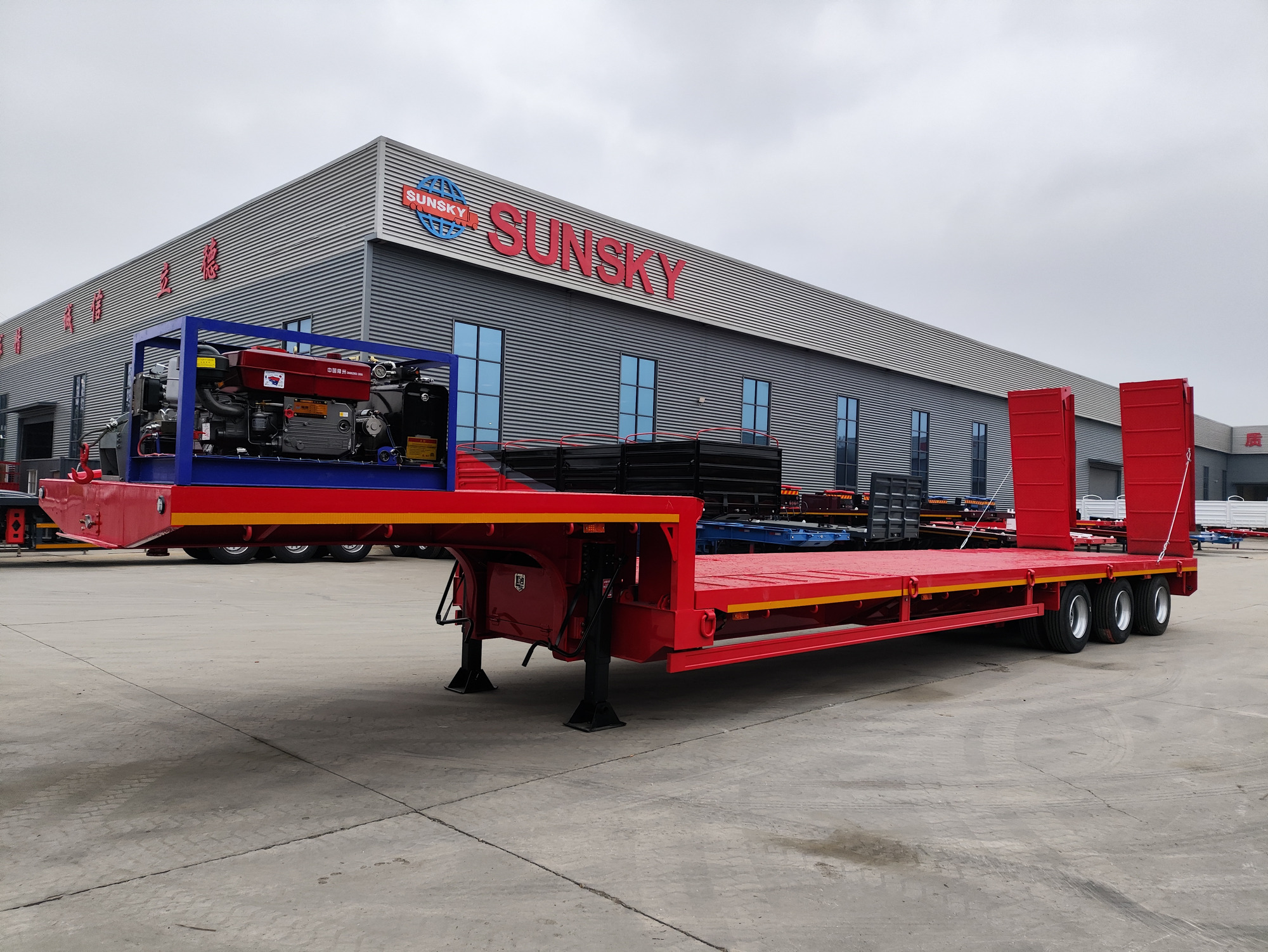 Xiamen Sunsky Vehicle Co.,Ltd - Tractores SINOTRUK - volante à direita undefined: foto 15