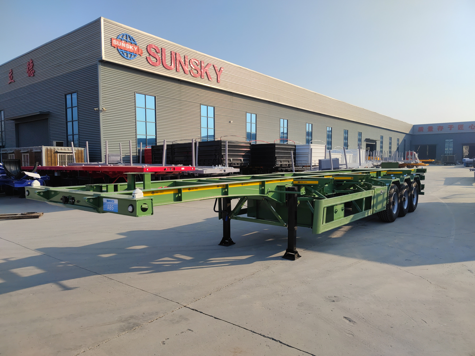 Xiamen Sunsky Vehicle Co.,Ltd - Tractores SINOTRUK - volante à direita undefined: foto 7