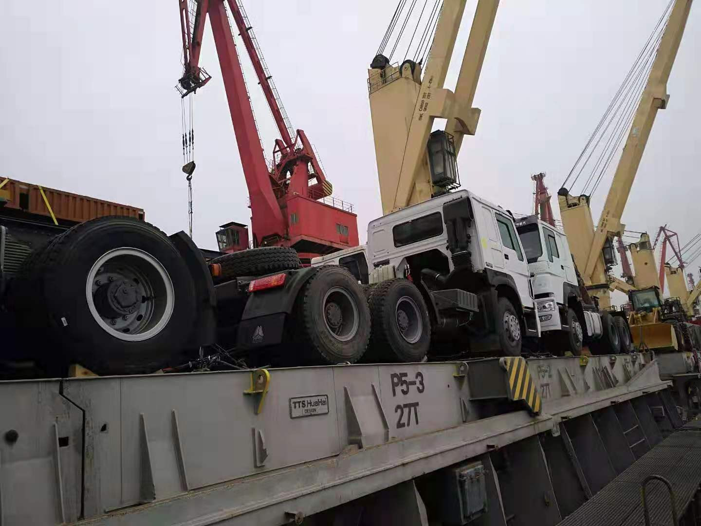Shandong Guhong Auto Industrial CO., LTD - Camiões SINOTRUK undefined: foto 8