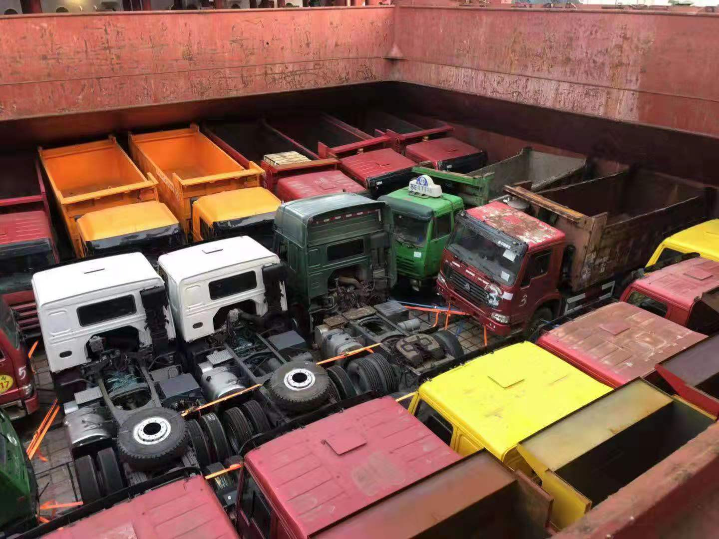 Shandong Guhong Auto Industrial CO., LTD - Camiões SINOTRUK undefined: foto 7