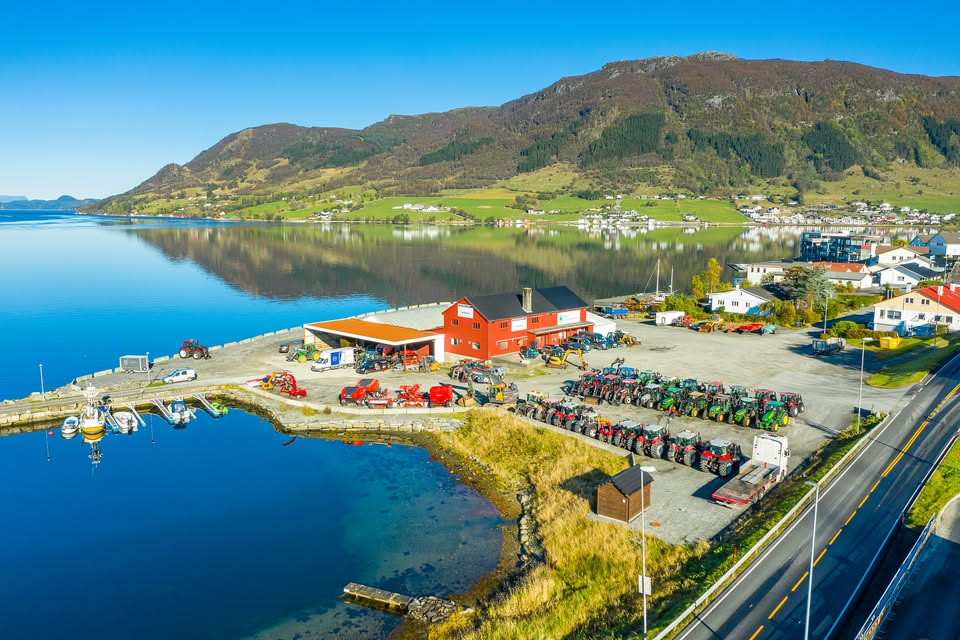 Norsk Maskinformidling AS - Máquinas de construção undefined: foto 1