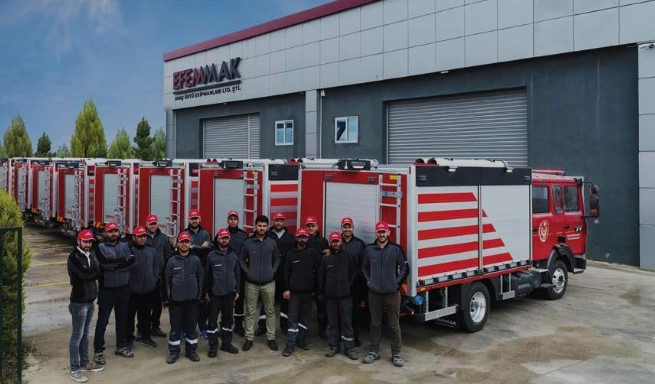 Efemmak  - veículos a venda undefined: foto 4