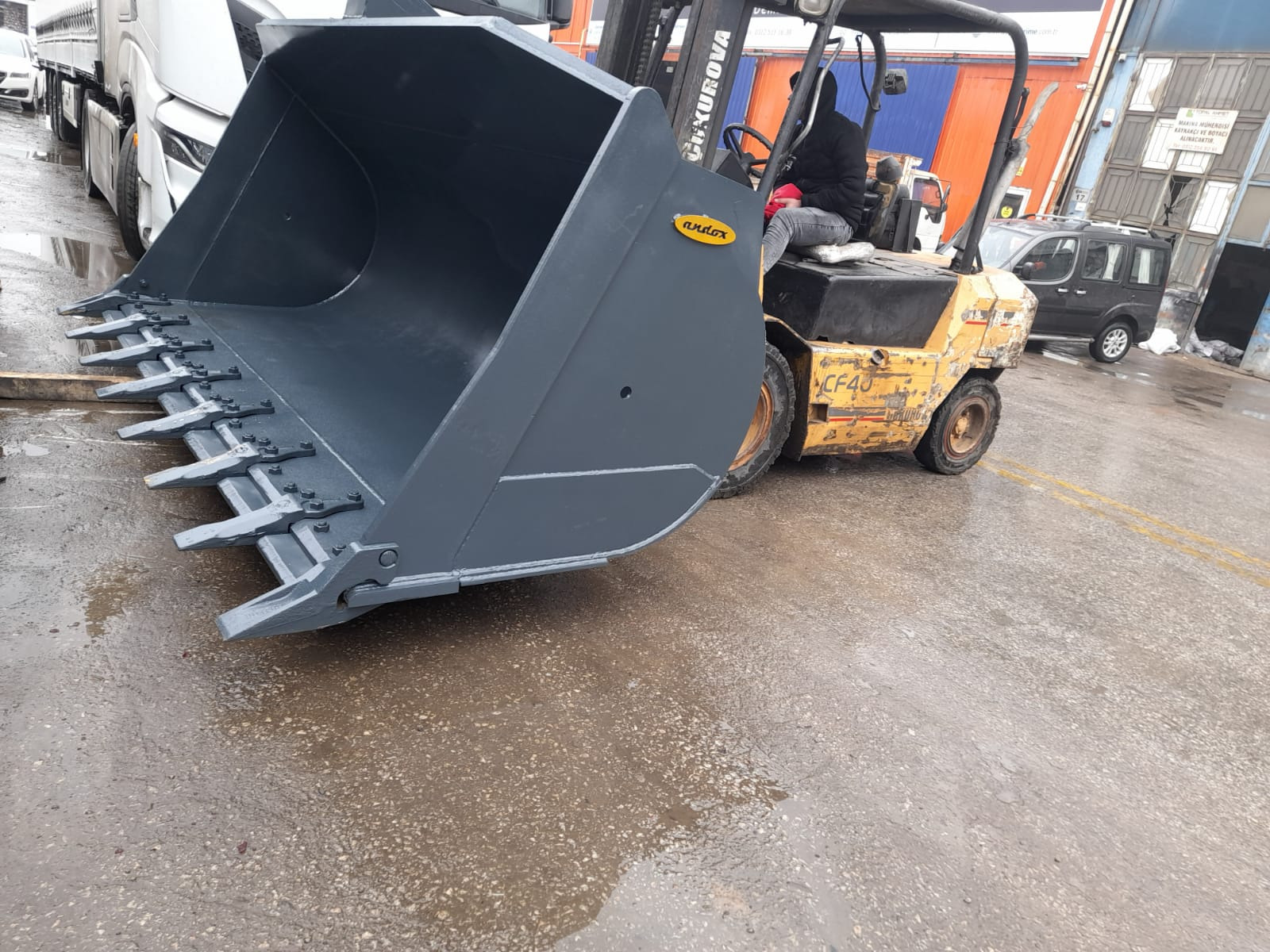 ANDOKS  - veículos a venda undefined: foto 71