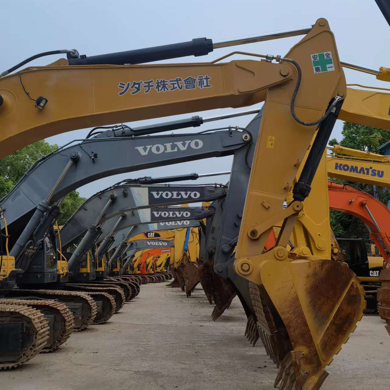 Qingdao Higher Weight Trade Co. LTD - Camiões - novo, volante à direita undefined: foto 7