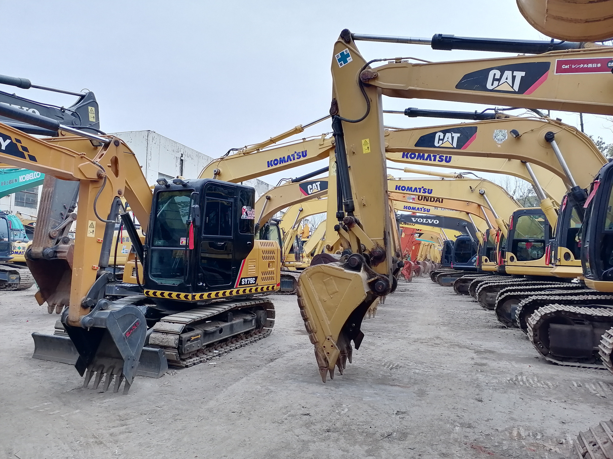 Qingdao Higher Weight Trade Co. LTD - Camiões - novo, volante à direita undefined: foto 8