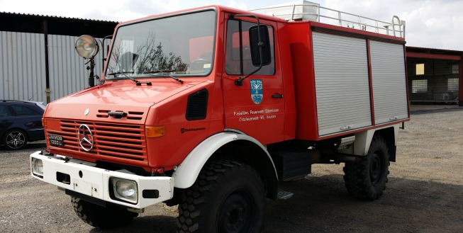 1&1 - Automobile - Veículos municipais/ Especiais UNIMOG U300 undefined: foto 2