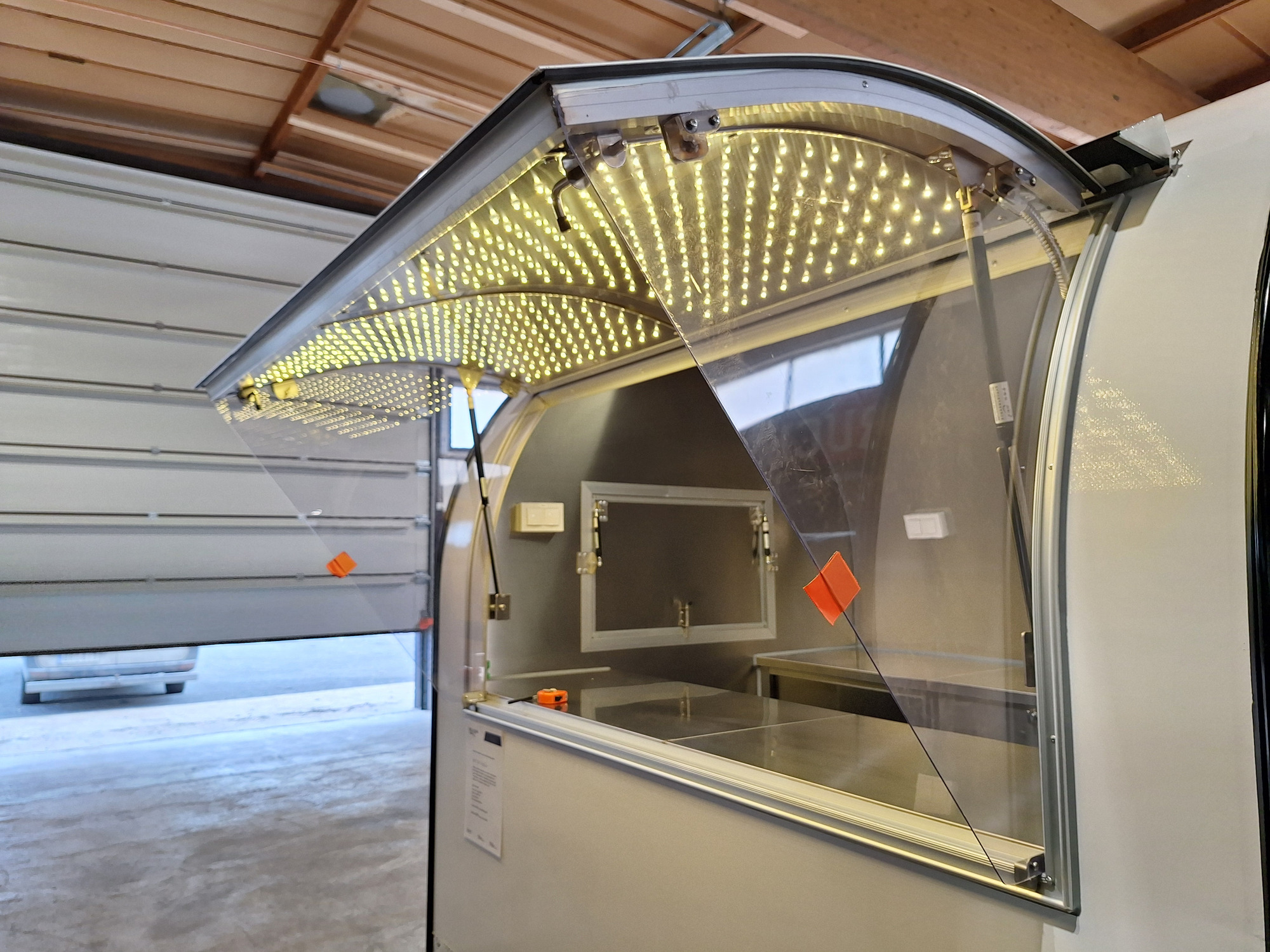 TMK Vaunukeskus Oy - veículos a venda undefined: foto 20