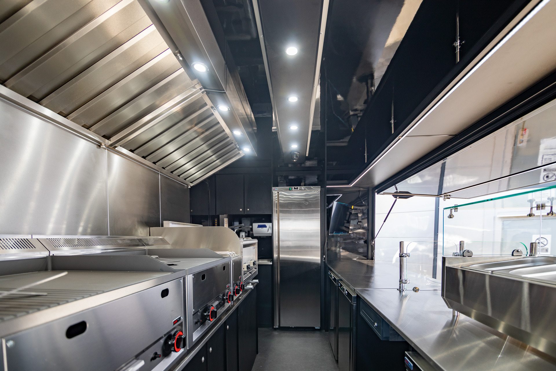 IDEX Denys Kharlamov - Reboques - Ano: 2025 undefined: foto 49