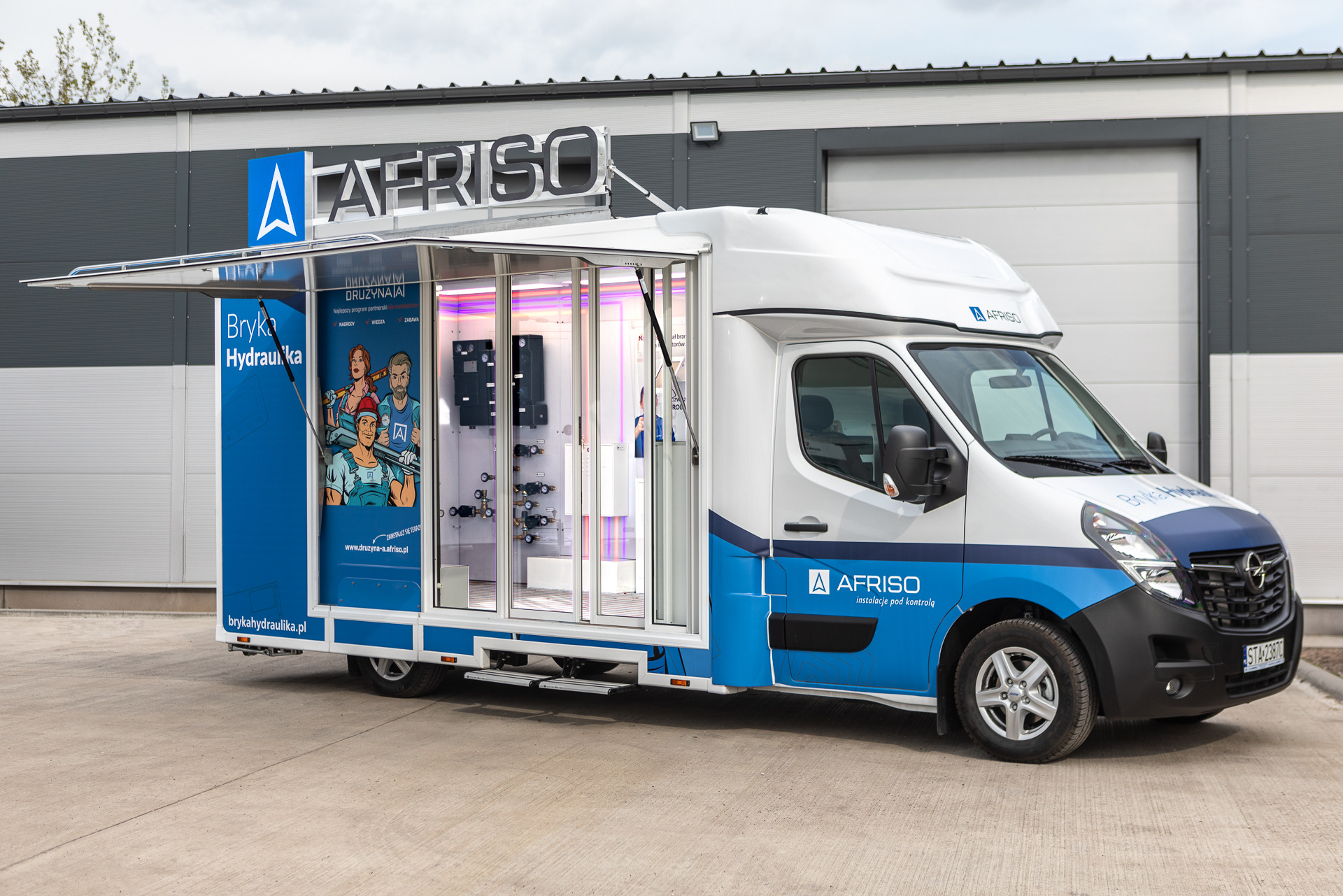 IDEX Denys Kharlamov - Reboques - Ano: 2025 undefined: foto 32