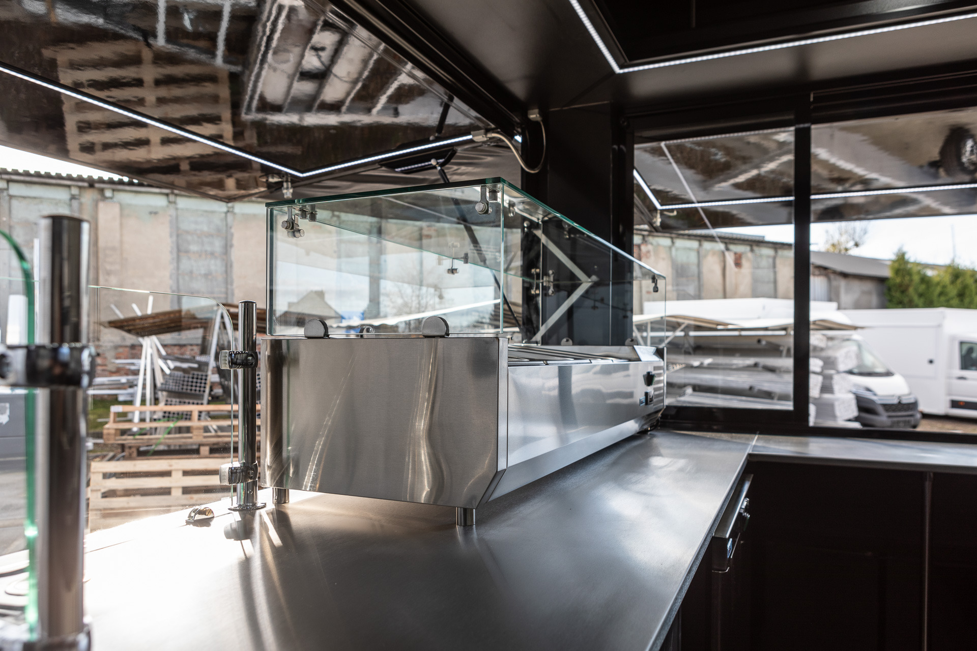 IDEX Denys Kharlamov - Reboques - Ano: 2025 undefined: foto 50