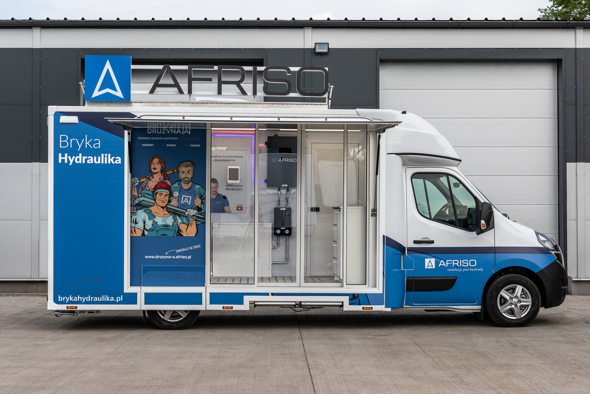 IDEX Denys Kharlamov - Reboques - Ano: 2025 undefined: foto 31