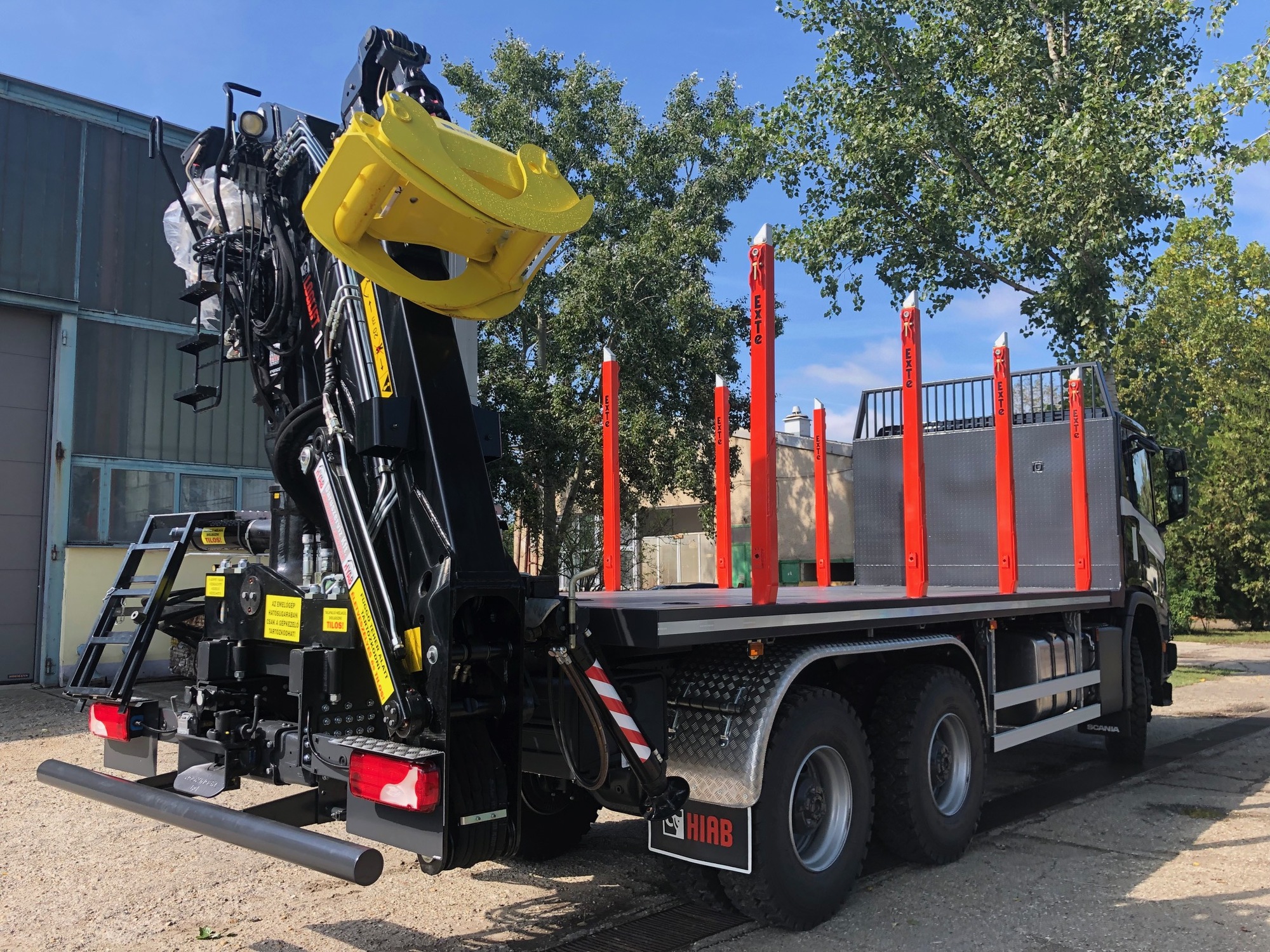 HYAB DARUSZERVIZ KFT - veículos a venda undefined: foto 3