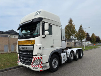 Tractor DAF XF 530