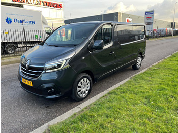 Furgão compacto RENAULT Trafic 2.0