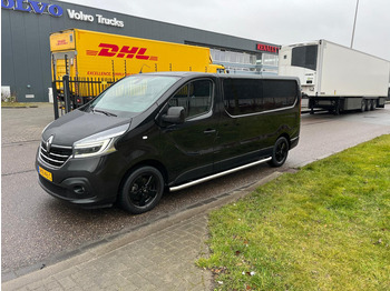 Furgão compacto RENAULT Trafic 2.0