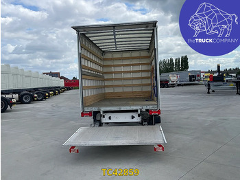 Carrinha de contentor VOLKSWAGEN Crafter