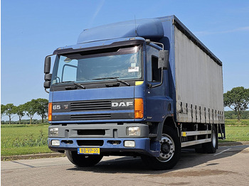 Camião de lona DAF 65
