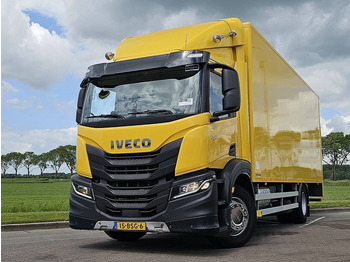 Camião furgão IVECO S-WAY