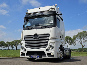 Tractor MERCEDES-BENZ Actros 1845