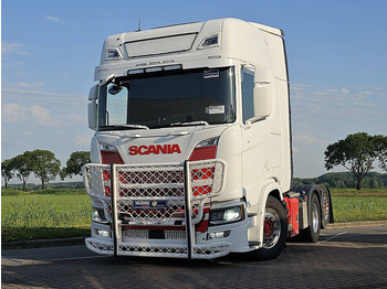 Tractor SCANIA R
