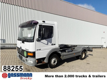 Camião chassi MERCEDES-BENZ Atego 815